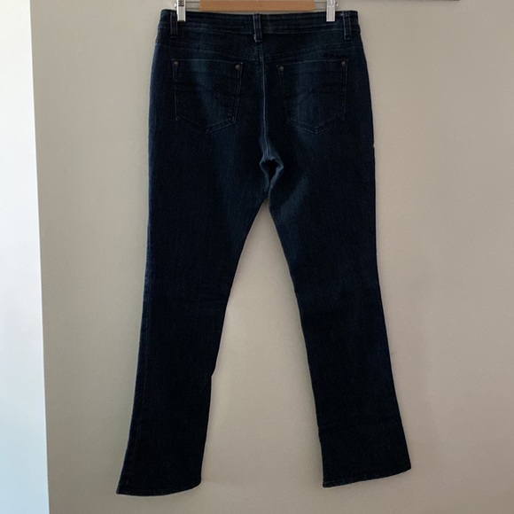 DKNY jeans - Picture 3 of 3